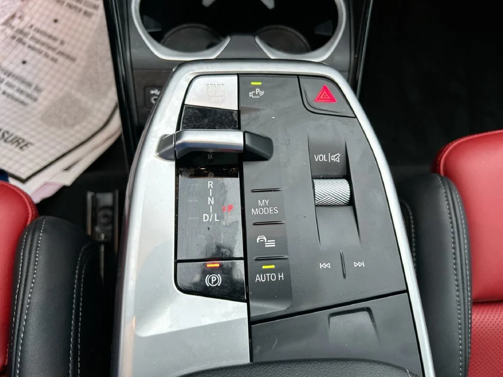 Used 2023 Silver BMW xDrive28i image 20