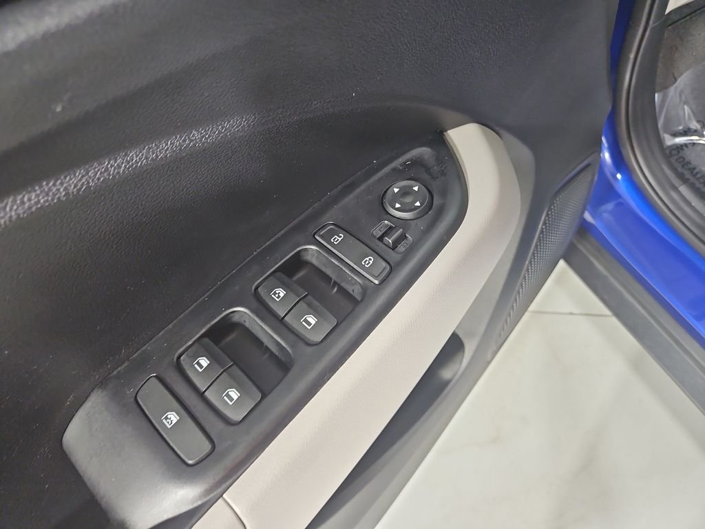 Certified Used 2025 Blue Hyundai SEL image 13