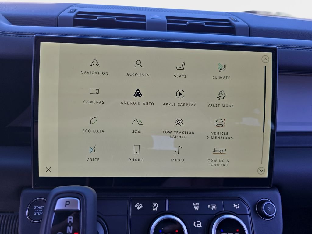 New 2026 Carpathian Grey Land Rover X-Dynamic SE image 21