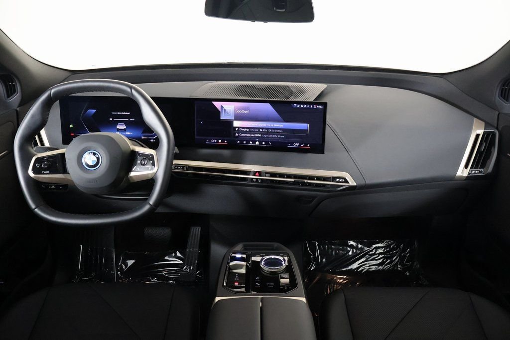 Certified Used 2025 Alpine White BMW xDrive50 image 8