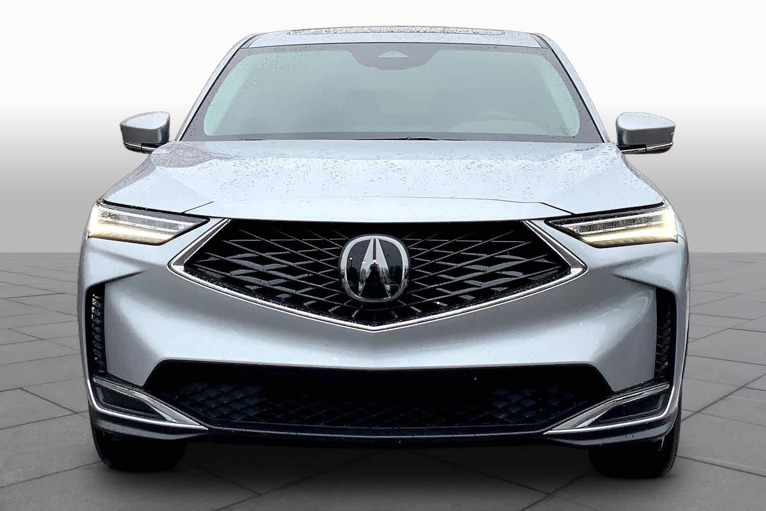Certified Used 2026 Solar Silver Metallic Acura  image 4