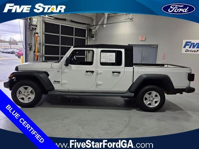 Used 2020 White Jeep Sport image 4