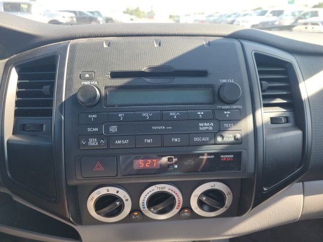 Used 2011 Silver Toyota Base image 5