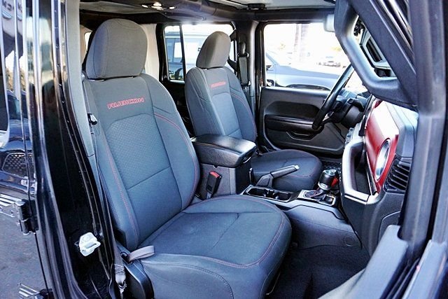 Used 2020 Black Jeep 4-Door Rubicon image 11