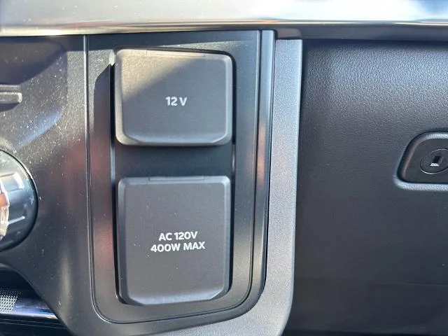New 2026 Carbonized Gray Metallic Ford Lariat® image 27