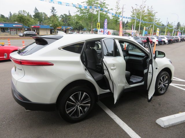 Used 2022 Blizzard Pearl Toyota LE image 9