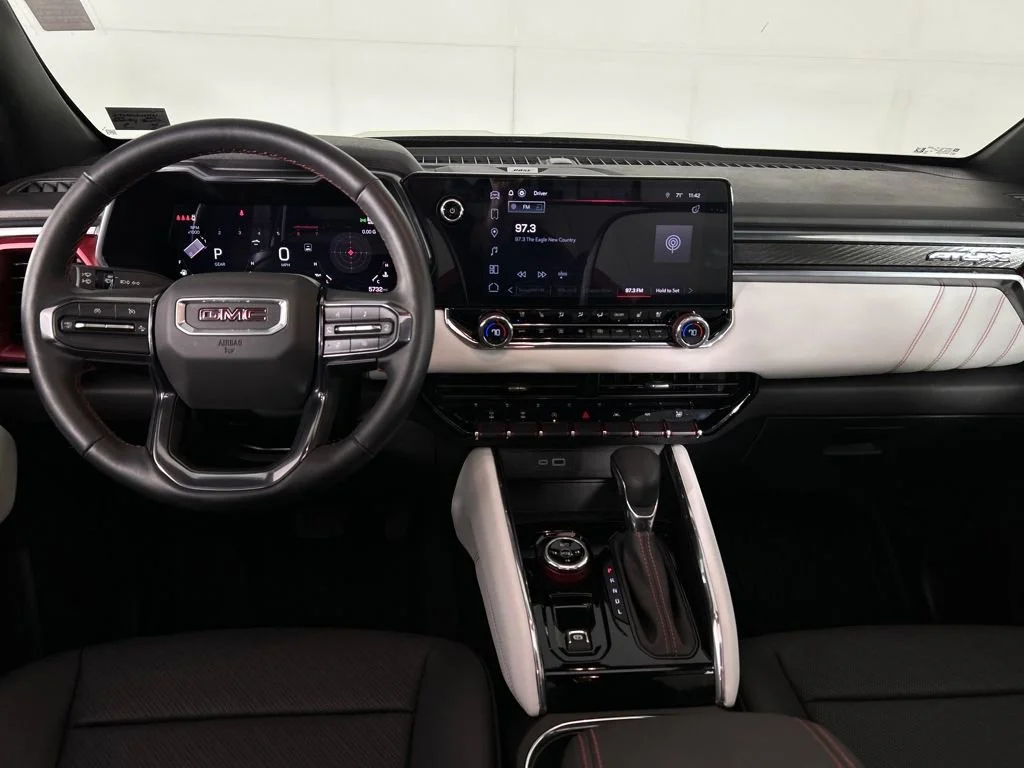 2024 GMC Canyon AT4X - Photo 20