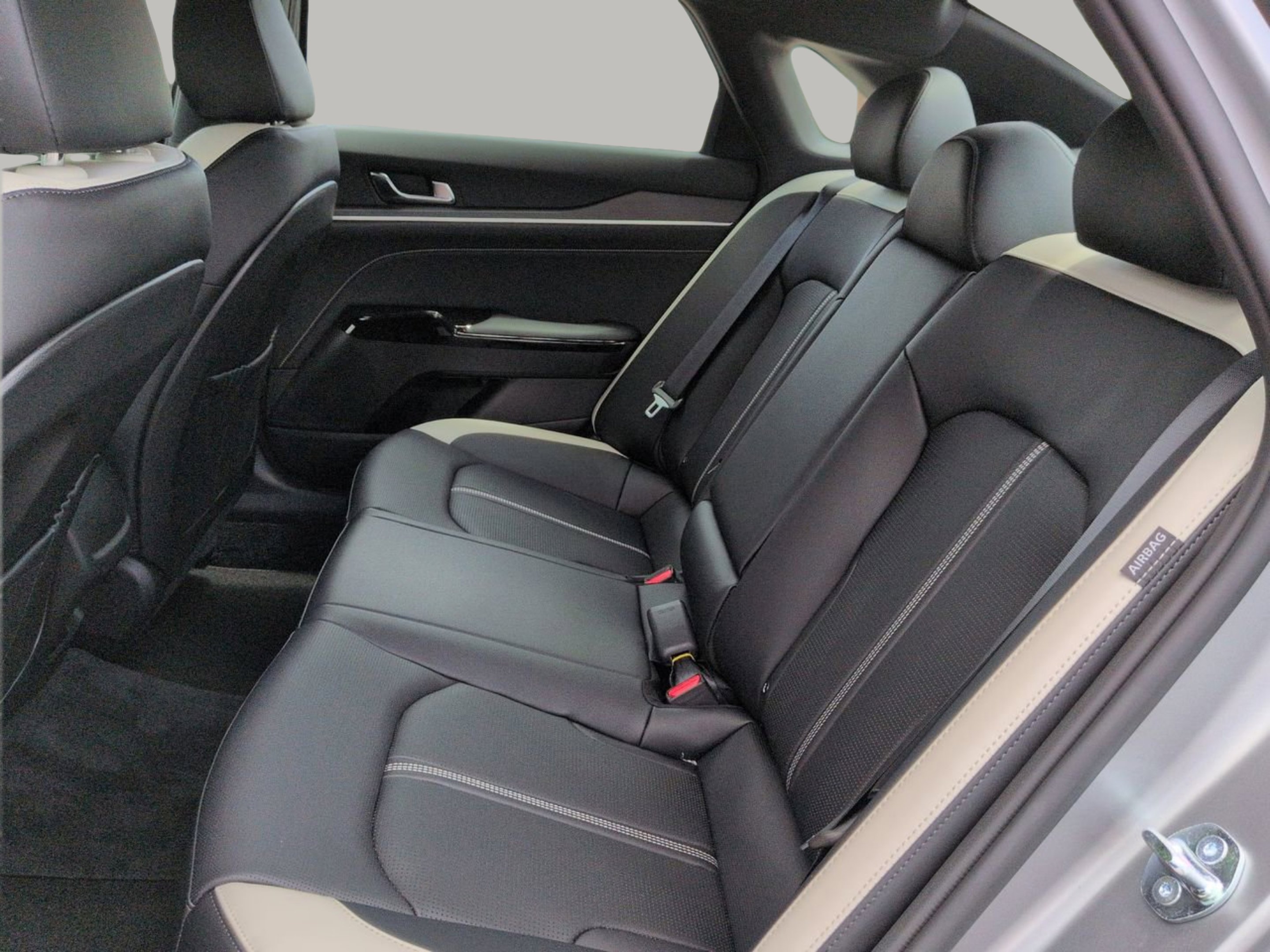 New 2026 Steel Matte Gray Kia GT-Line image 17