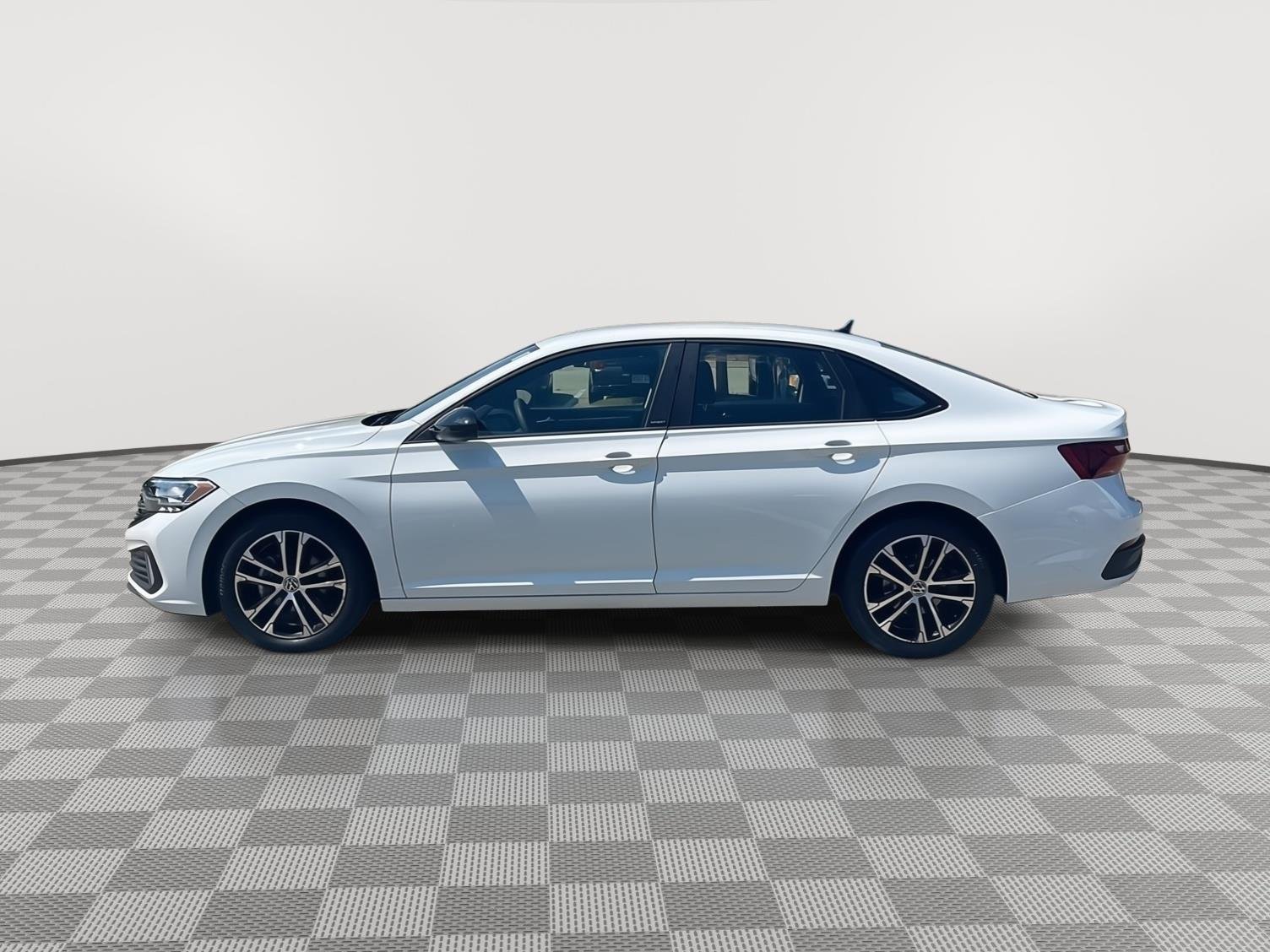 Used 2023 Pure White Volkswagen Sport image 8