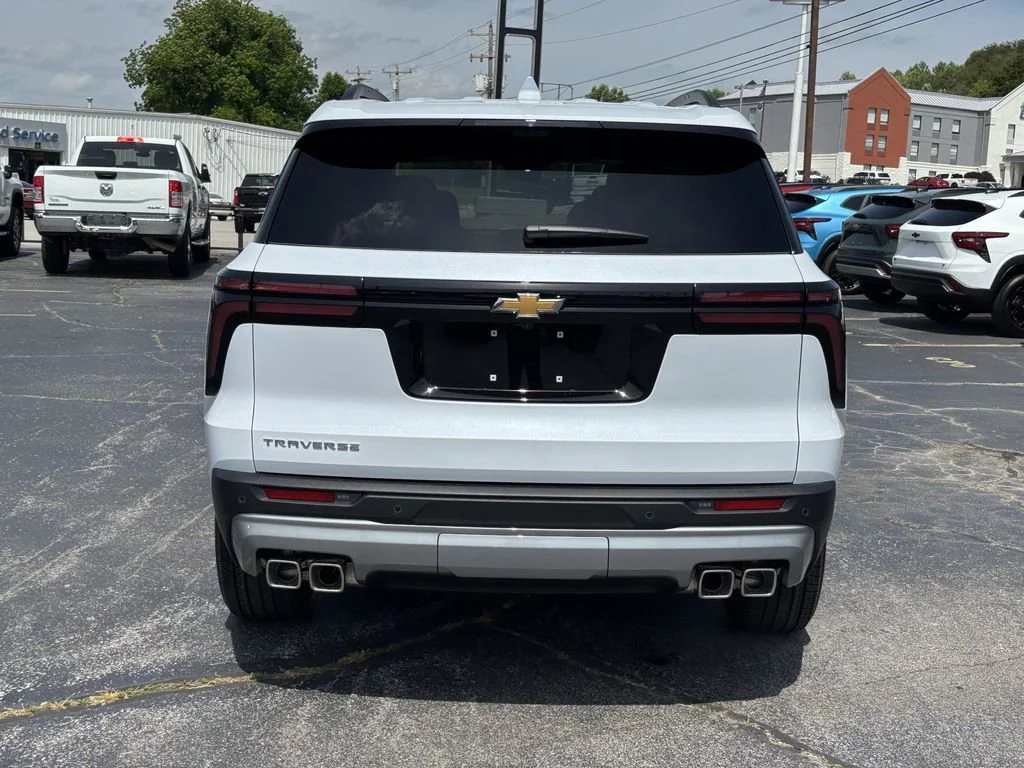 2026 Chevrolet Traverse LT - Photo 7