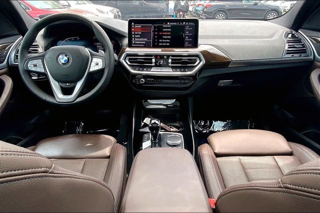 Used 2023 Blue BMW xDrive30i image 12