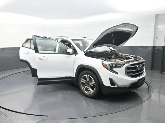 Used 2019 White GMC SLT image 39