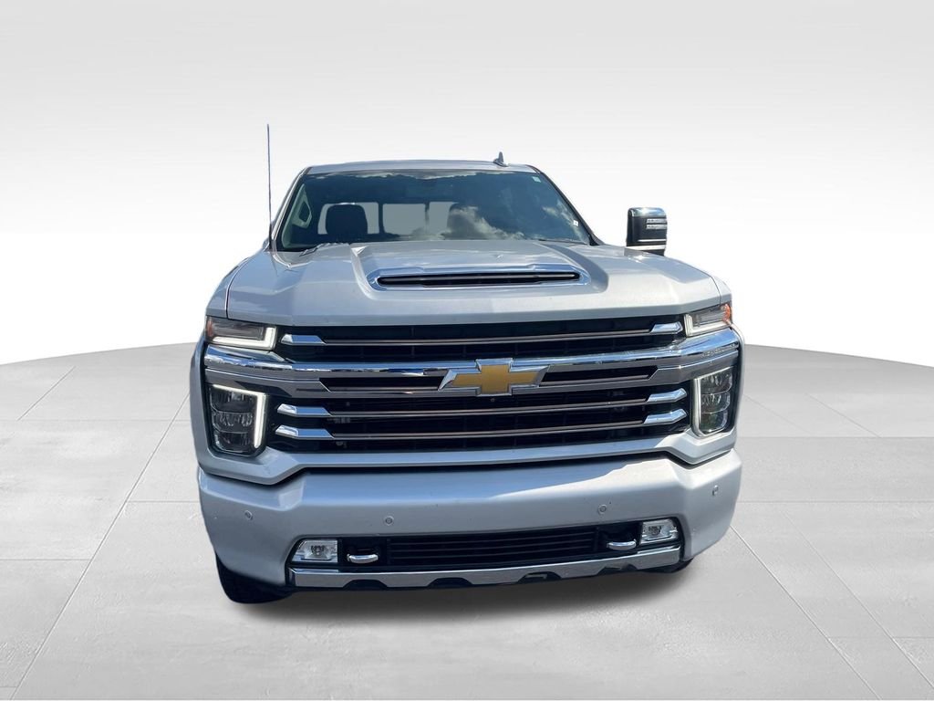 Used 2022 Silver Chevrolet High Country image 8