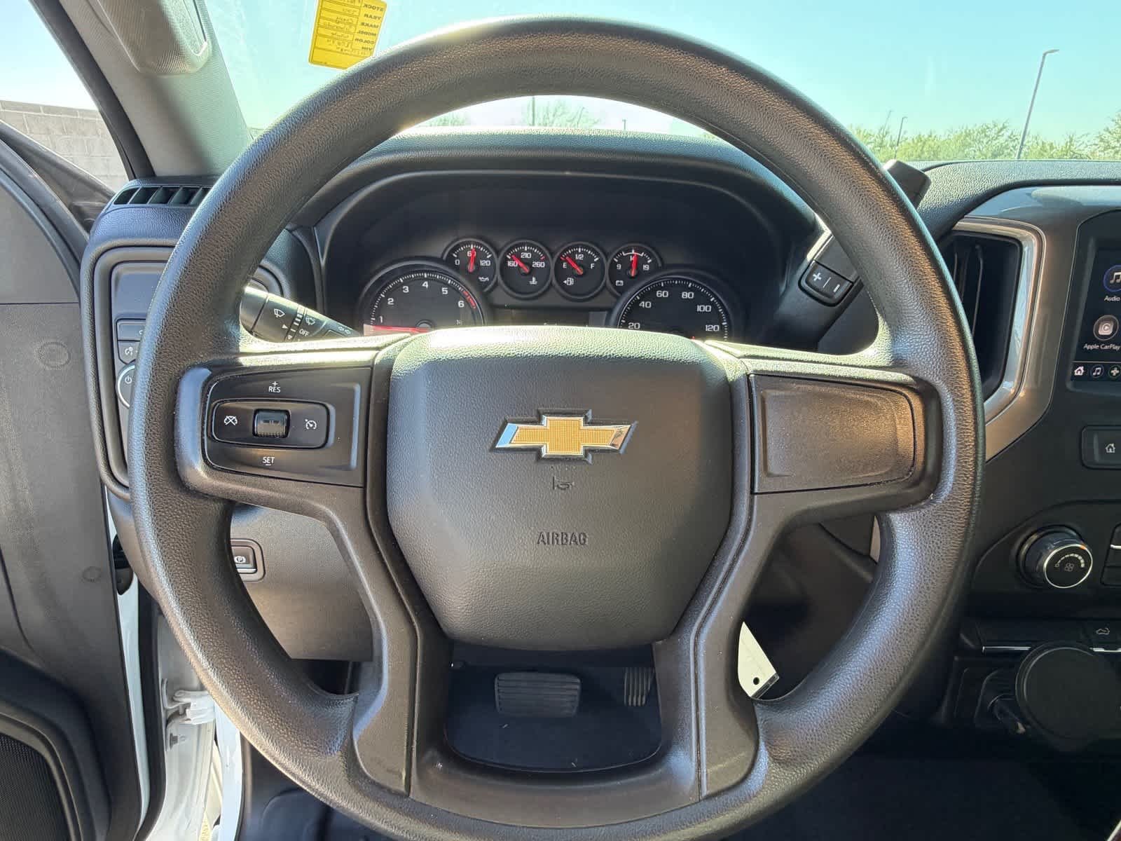 Used 2021 White Chevrolet Custom image 10