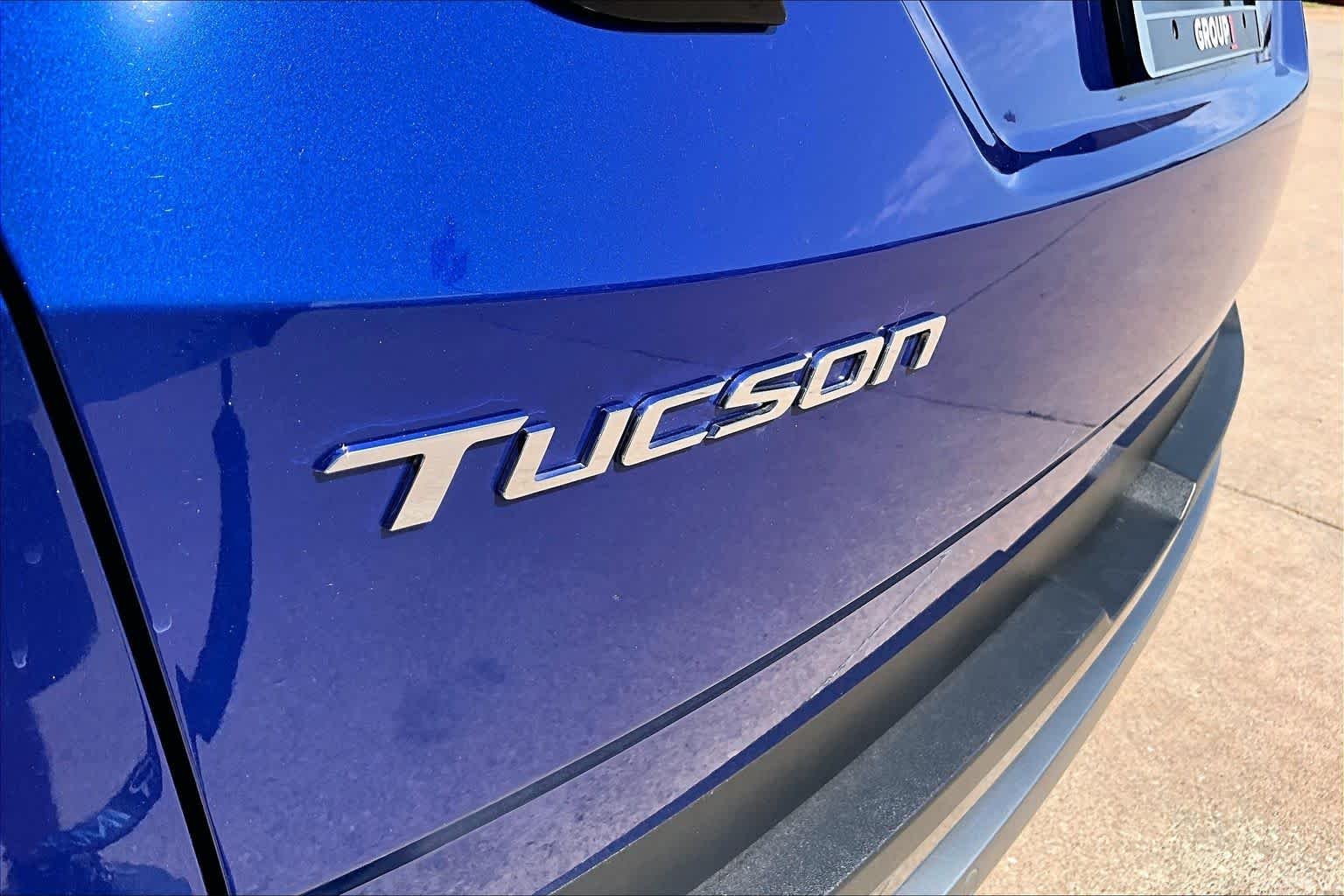 Used 2023 Intense Blue Hyundai Limited image 10