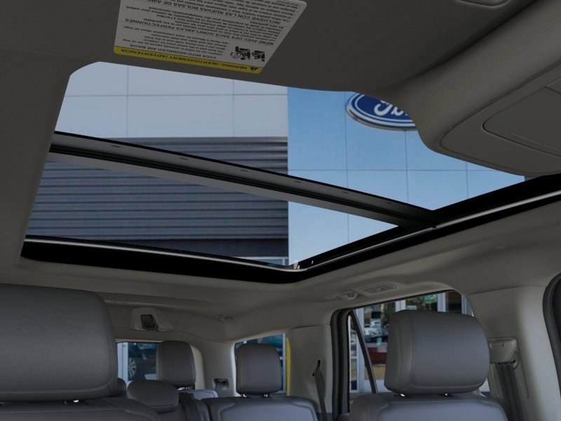 New 2025 Oxford White Ford Active image 23