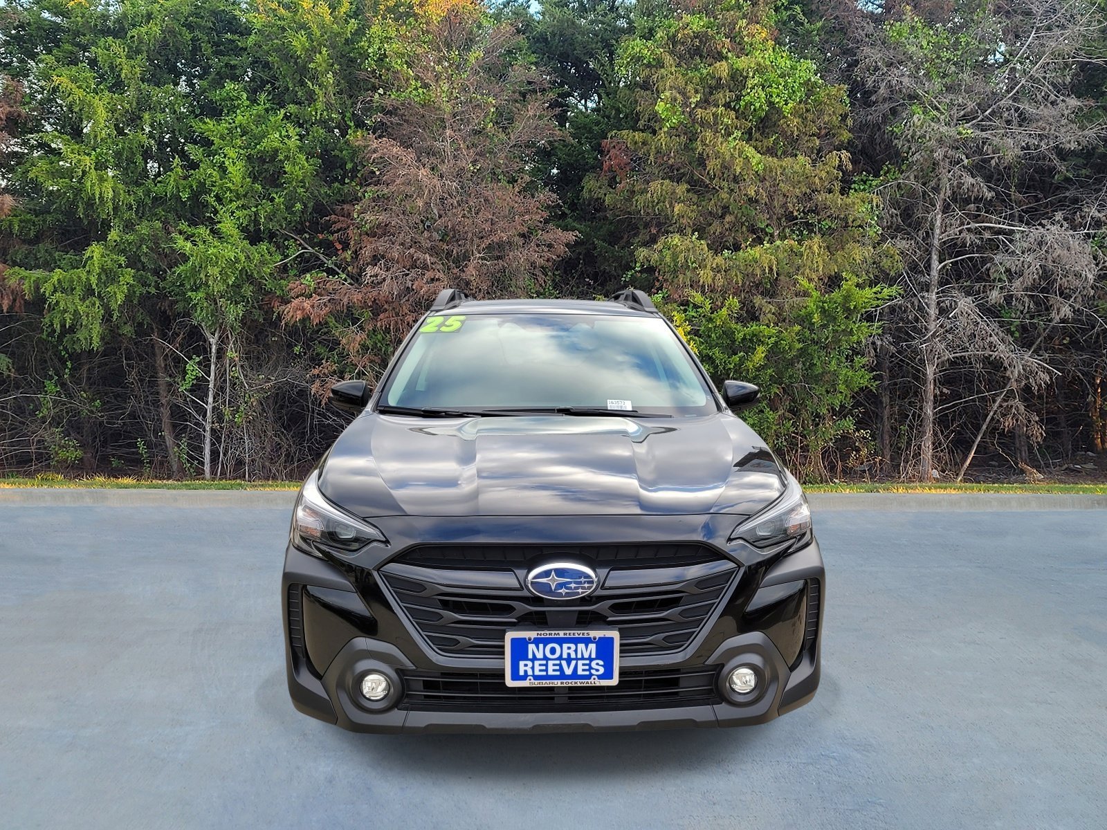 Certified Used 2025 Crystal Black Silica Subaru Onyx Edition image 2