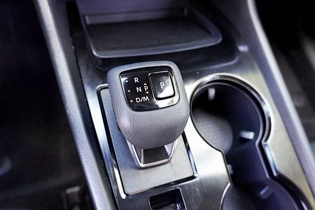 Used 2025 White Nissan S image 28