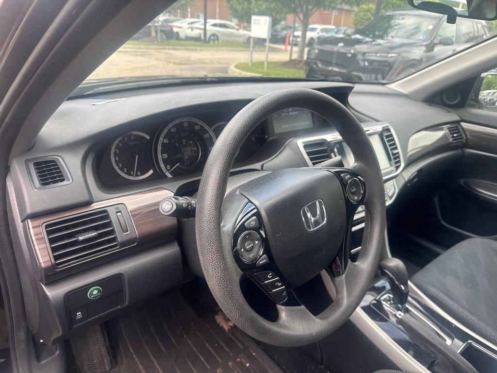 Used 2017 Black Honda EX image 7