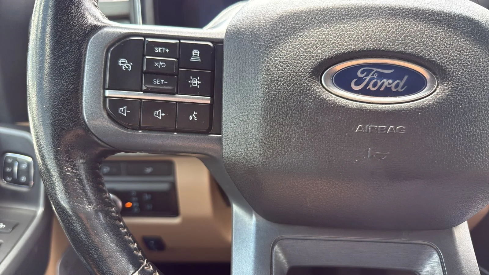 Used 2024 Brown Ford Lariat image 16