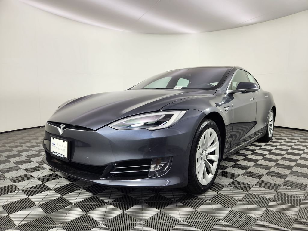 2019 Tesla Model S Long Range's photo