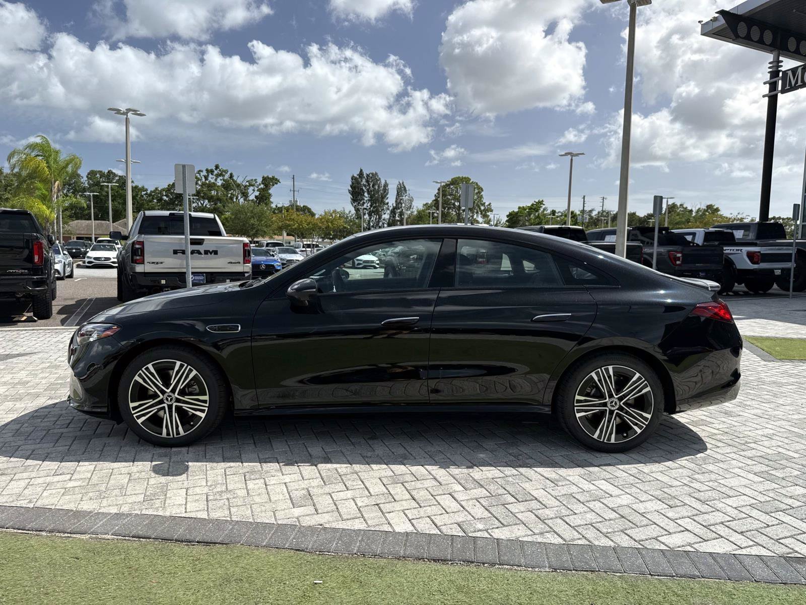 New 2027 Cosmos Black Mercedes-Benz 350 Electric 4MATIC® image 3