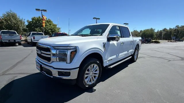 New 2026 Oxford White Ford Lariat® image 37