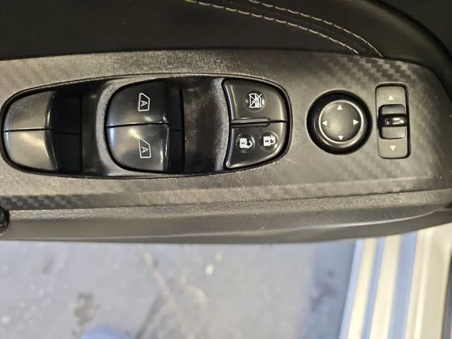 Used 2019 Silver Nissan 2.5 SL image 29