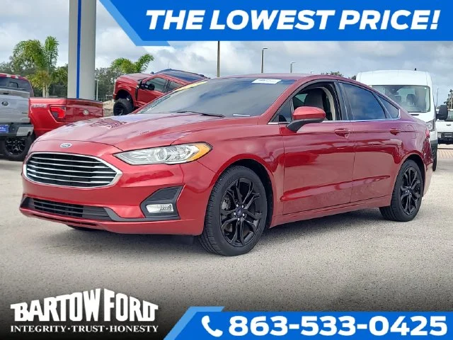 Certified Used 2019 Red Ford SE image 1