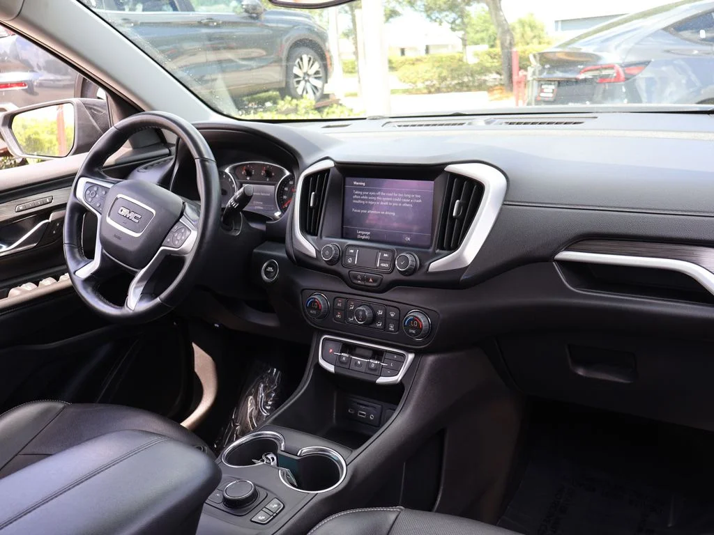 Used 2024 Black GMC SLT image 26