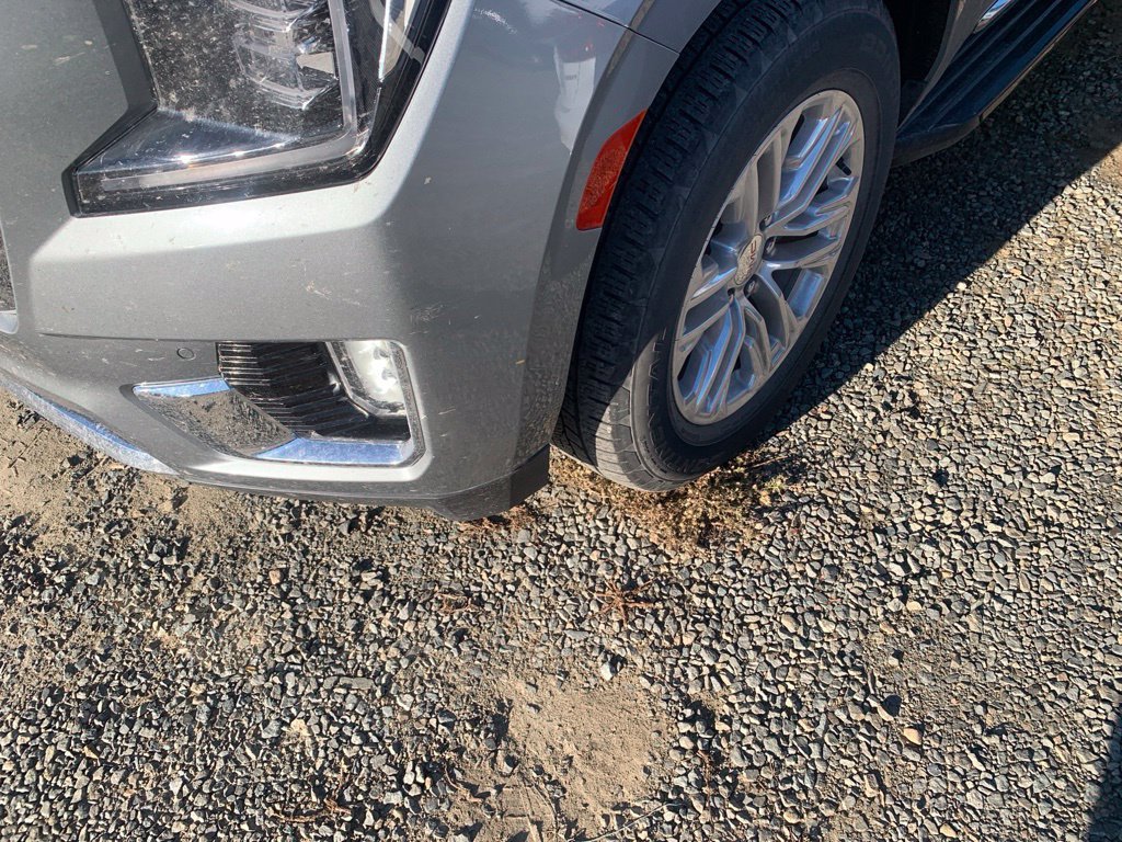 Used 2024 Silver GMC SLT image 2