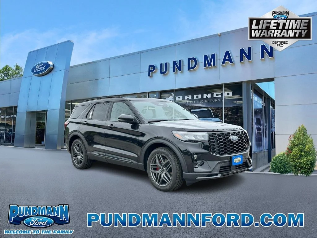 New 2026 Agate Black Metallic Ford ST image 1