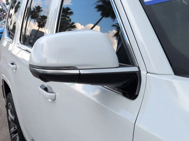 Certified Used 2022 Bright White Clearcoat Jeep Series III image 12