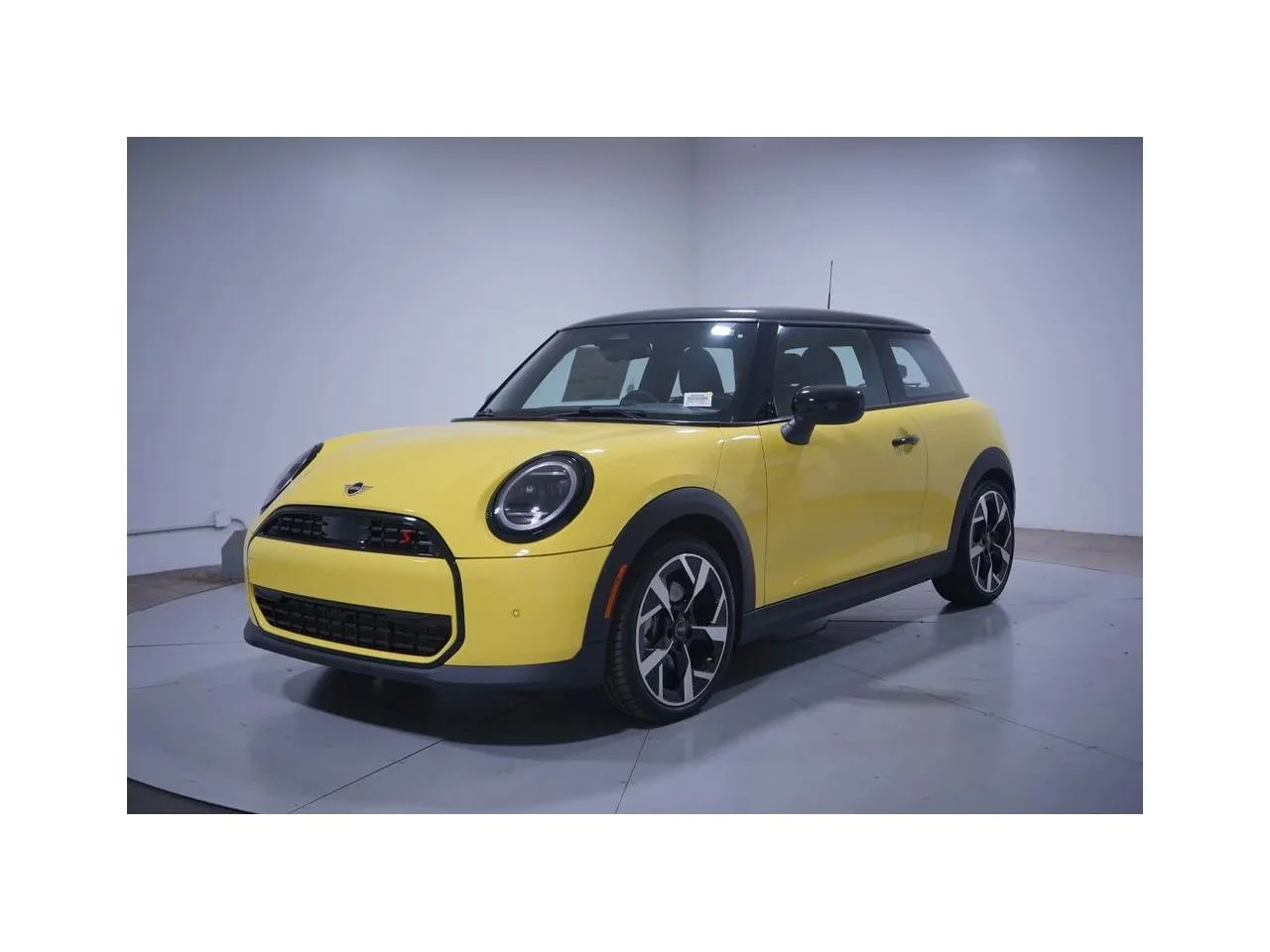 New 2026 Sunny Side Yellow MINI SIGNATURE PLUS image 1
