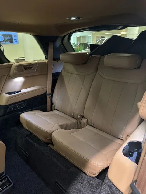 New 2026 Varesine Blue Land Rover SE image 9