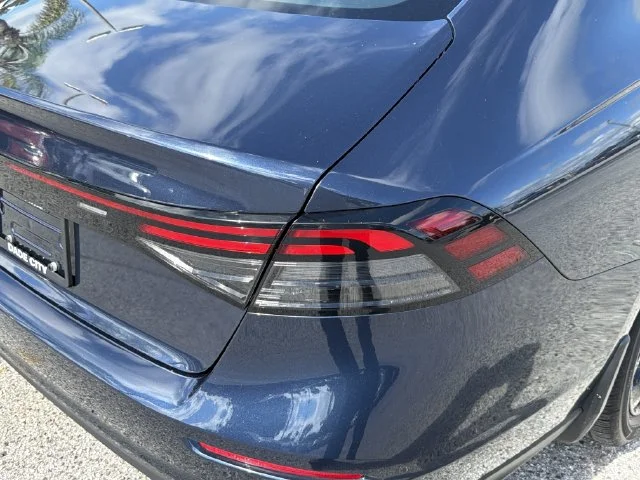 Used 2025  Honda SE image 9