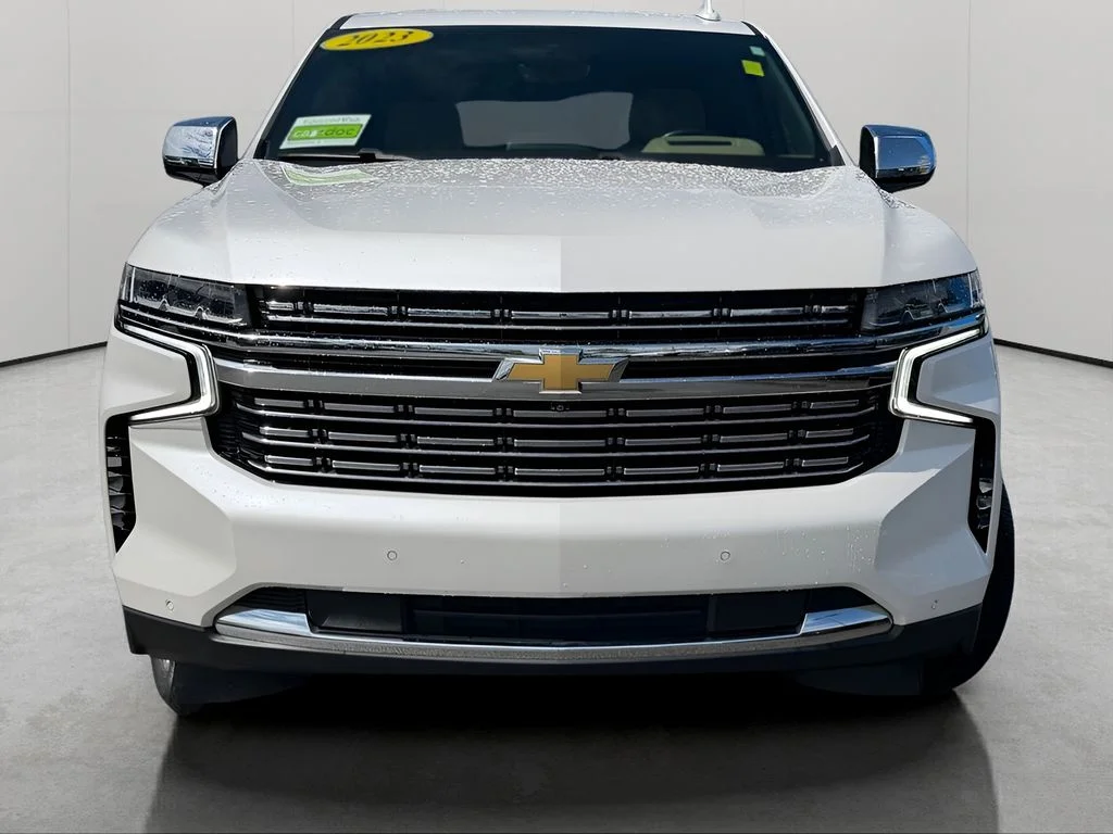 Used 2023 Iridescent Pearl Tricoat Chevrolet Premier image 7