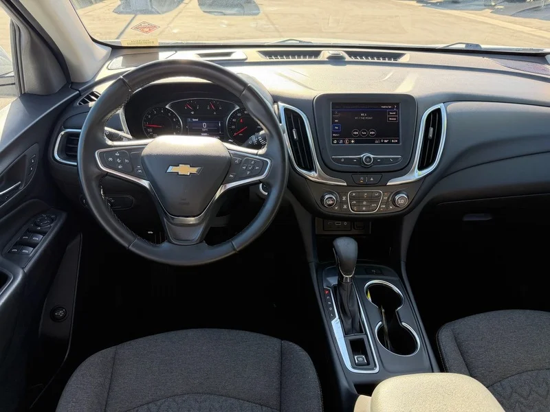 Used 2024 Summit White Chevrolet LT image 13
