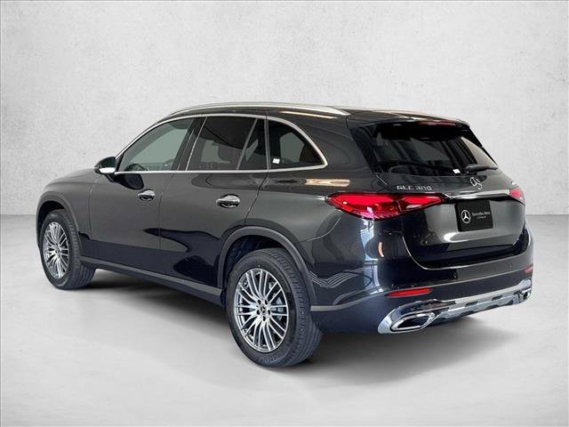 New 2026 Graphite Grey Metallic Mercedes-Benz GLC 300 image 37