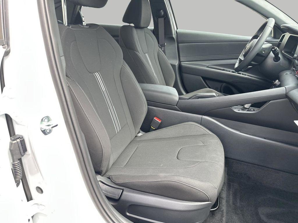New 2026 Serenity White Hyundai SEL Sport image 24