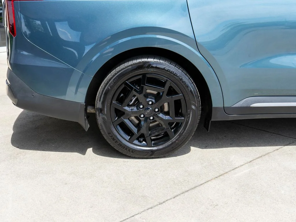 Certified Used 2025 Blue Kia SX Prestige image 39