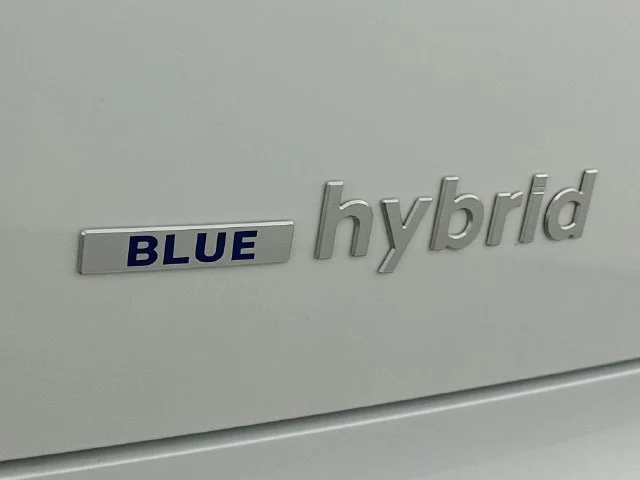 New 2027 White Hyundai Blue SEL Premium image 27
