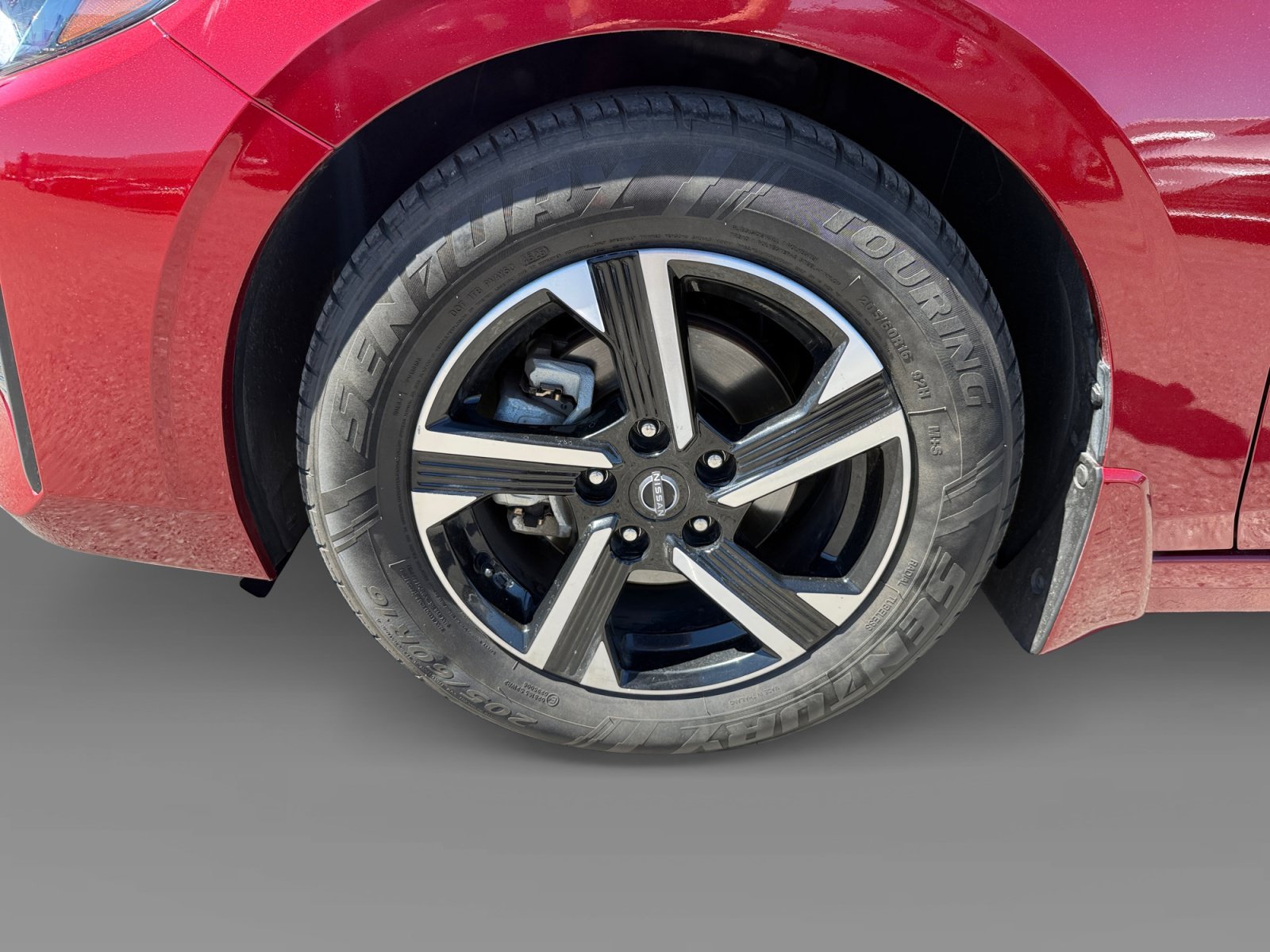 Used 2024 Scarlet Nissan SV image 9
