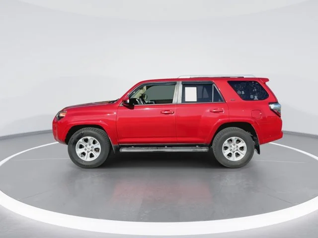 Used 2018 Red Toyota SR5 image 6