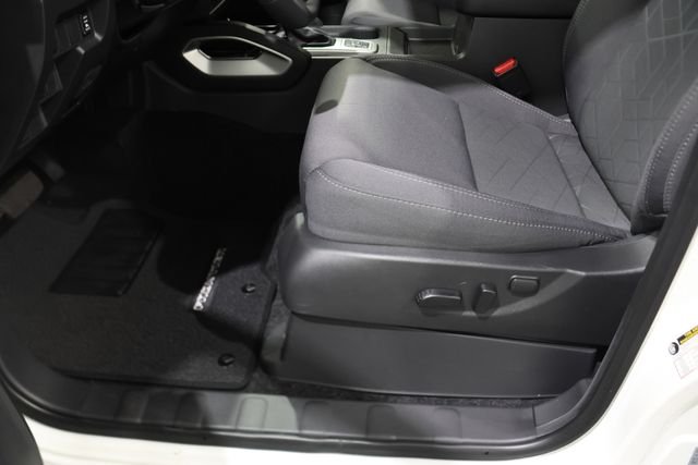 2026 Nissan Frontier SV - Photo 11
