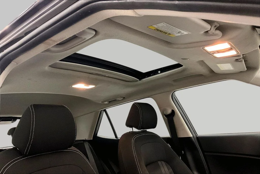 Certified Used 2023 Black Hyundai SEL image 27