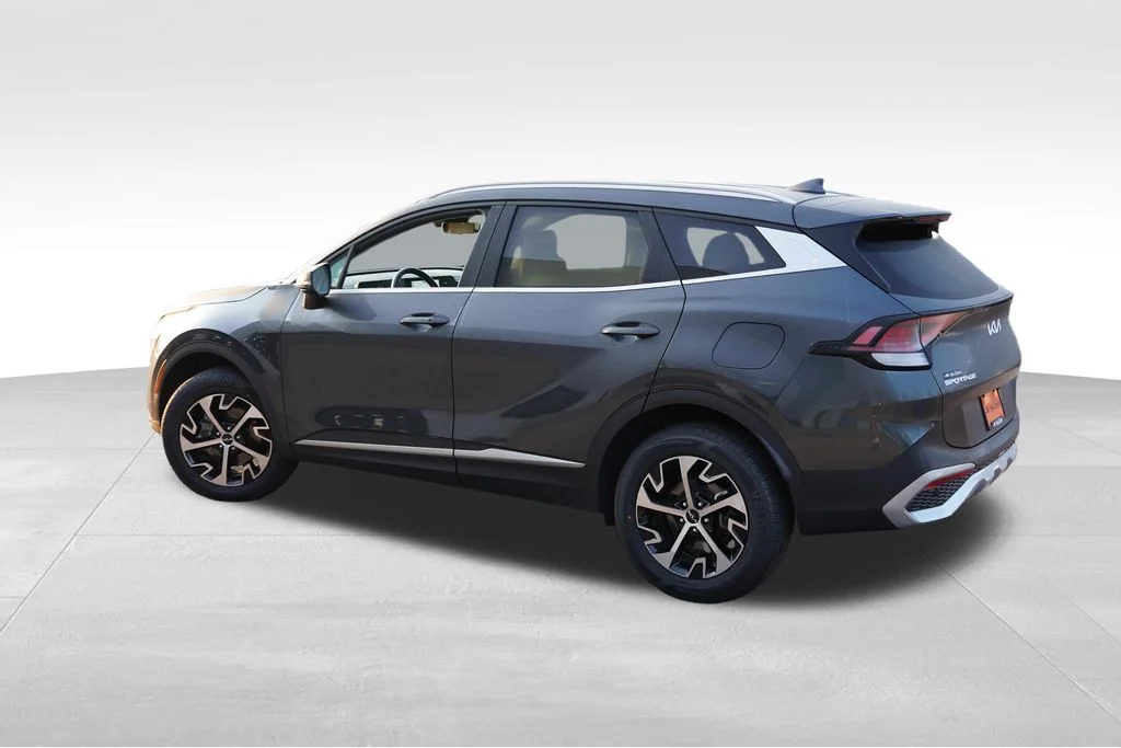 Used 2024 Gravity Gray Kia EX image 8
