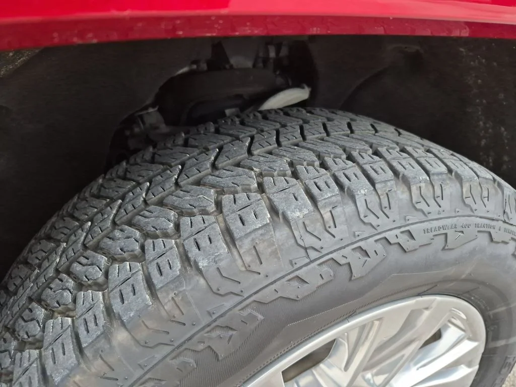 Used 2024 Red GMC Denali image 16