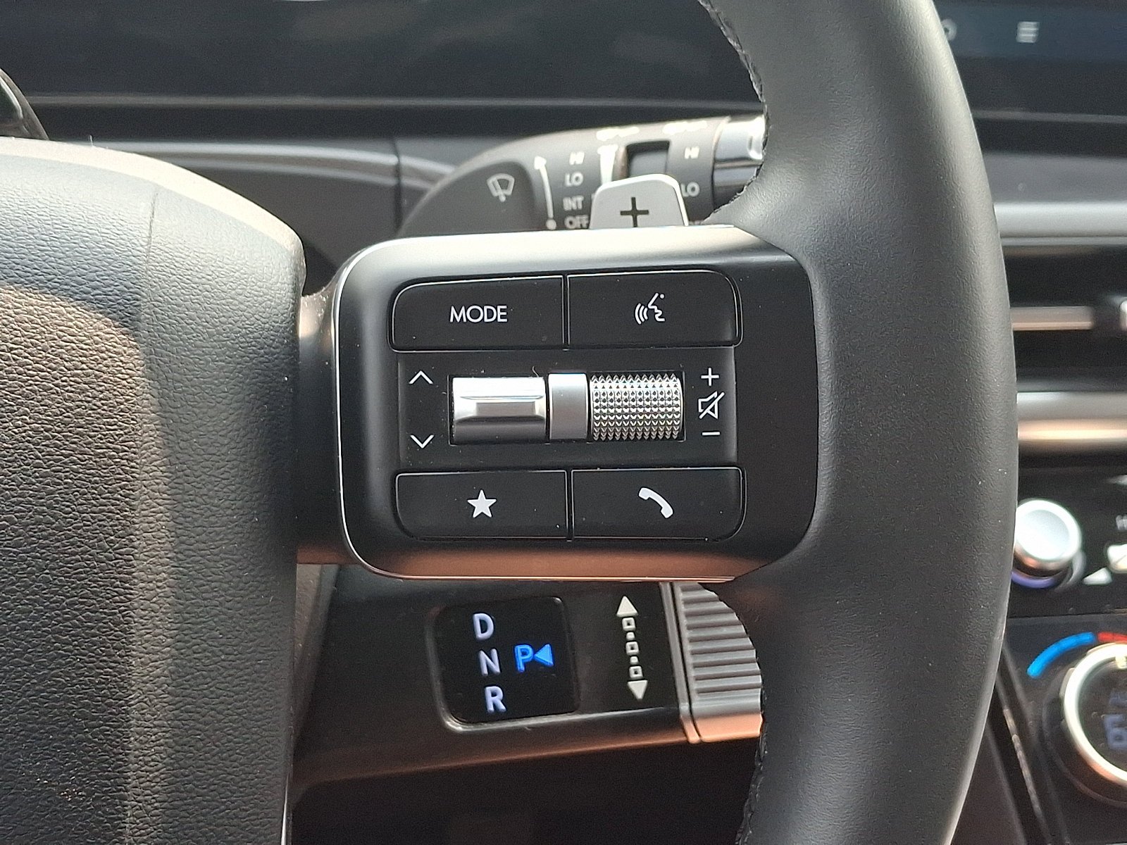 2025 Hyundai Santa Fe XRT - Photo 23