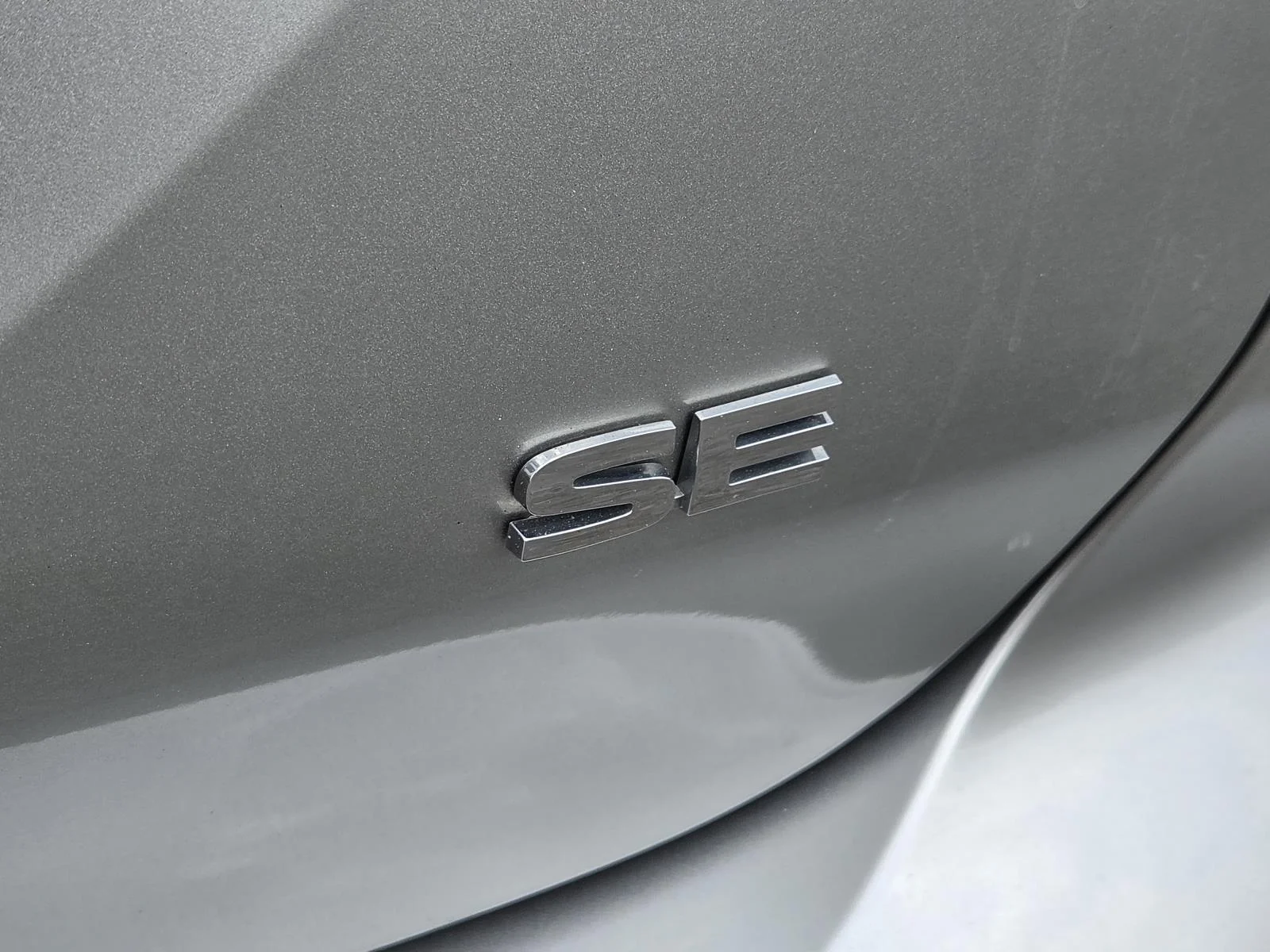 Used 2025 Alloy Silver Metallic Mitsubishi SE S-AWC image 8